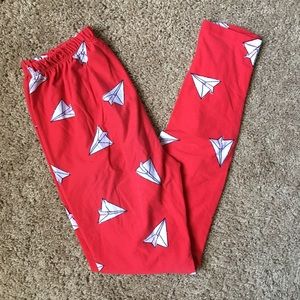 VERY RARE LuLaRoe Red Paper Airplane Leggings